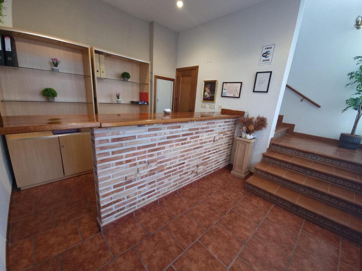 Hostal Casa Fran La Pueblanueva Zewnętrze zdjęcie