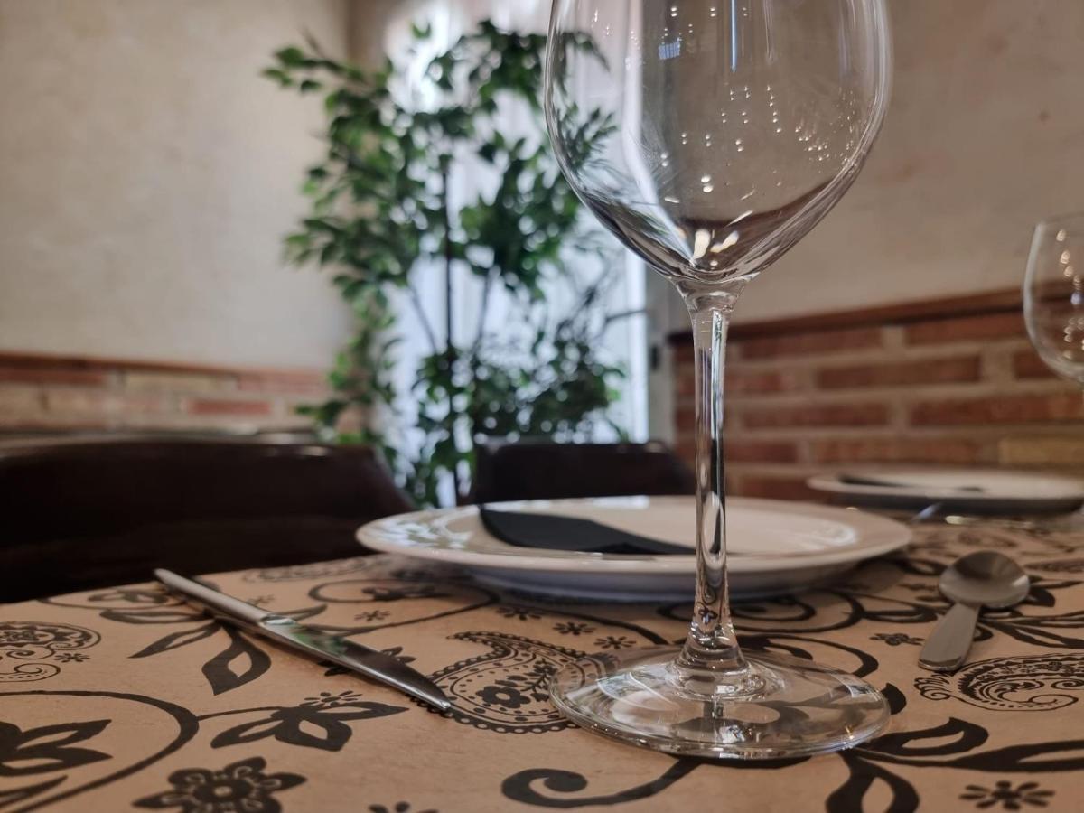 Hostal Casa Fran La Pueblanueva Zewnętrze zdjęcie